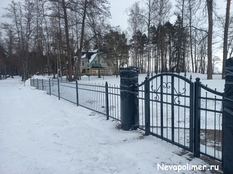 Забор из сварных секций в Зеленогорске, Терийоки. 
